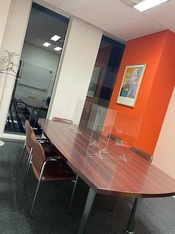 日米英語学院 梅田校のサムネイル画像 2