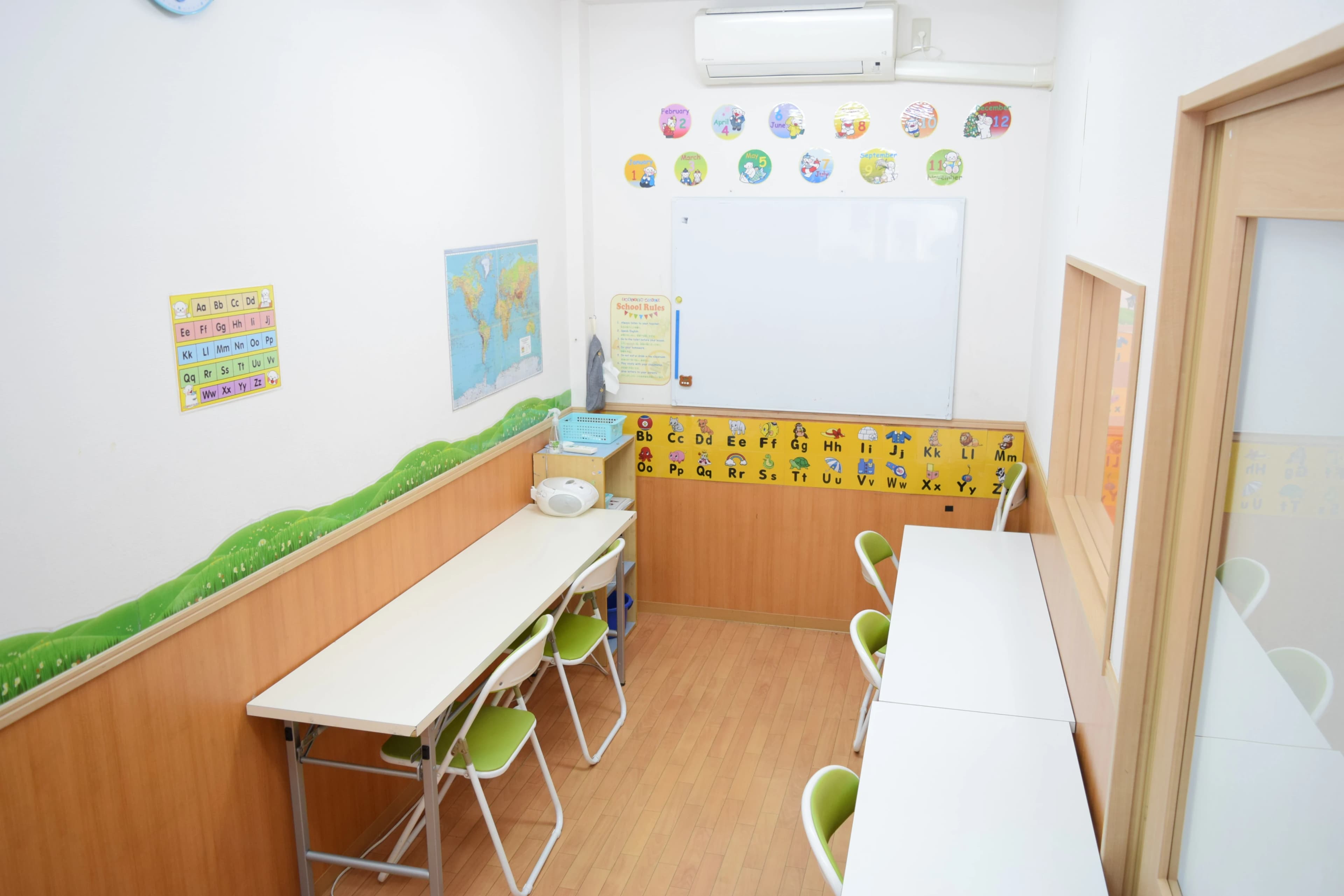 ENGLISH WORLD(イングリッシュワールド) 緑地公園校のサムネイル画像 5