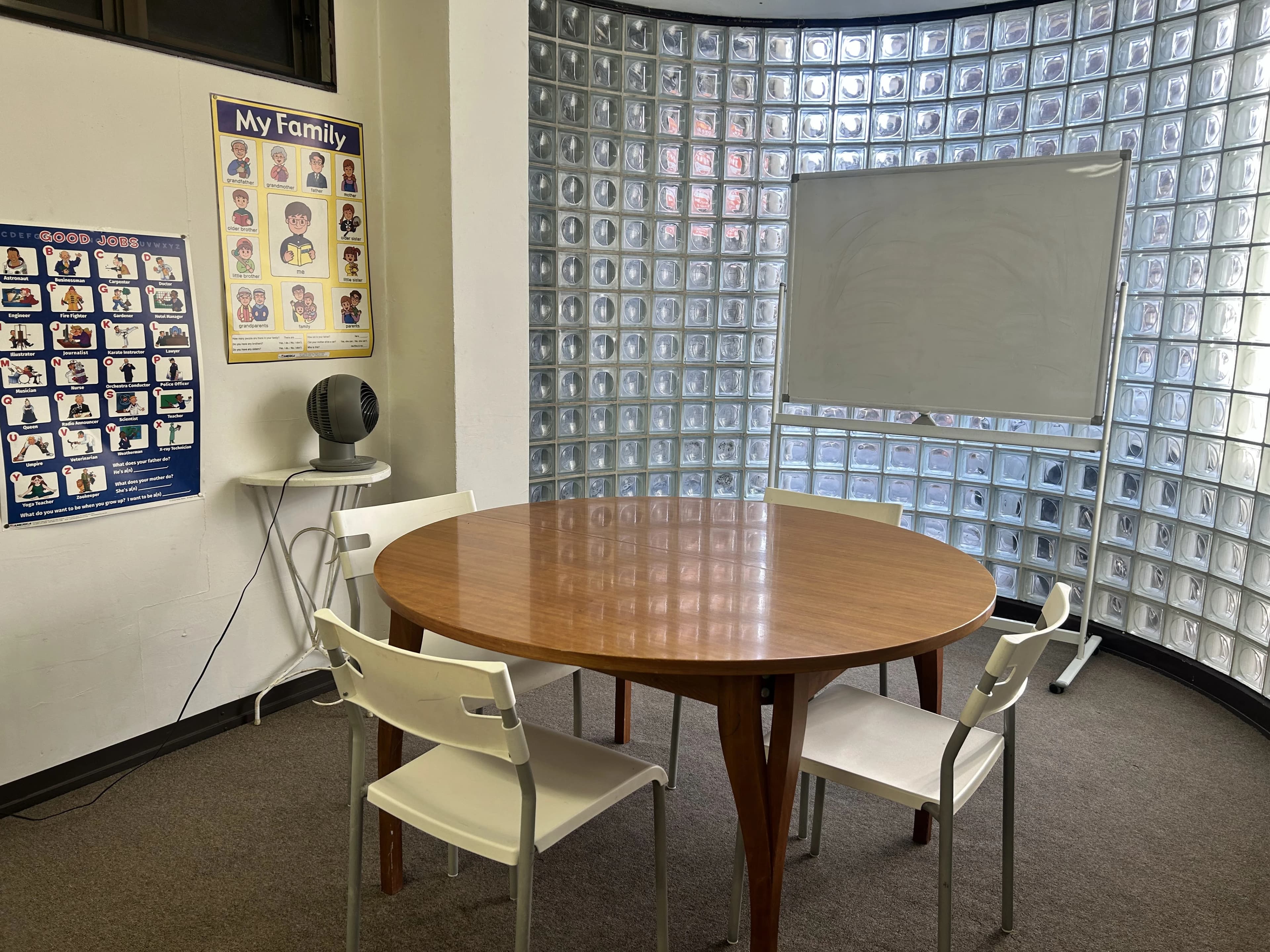 BROWNS ENGLISH(ブラウンズイングリッシュ) 修学院校のサムネイル画像 4