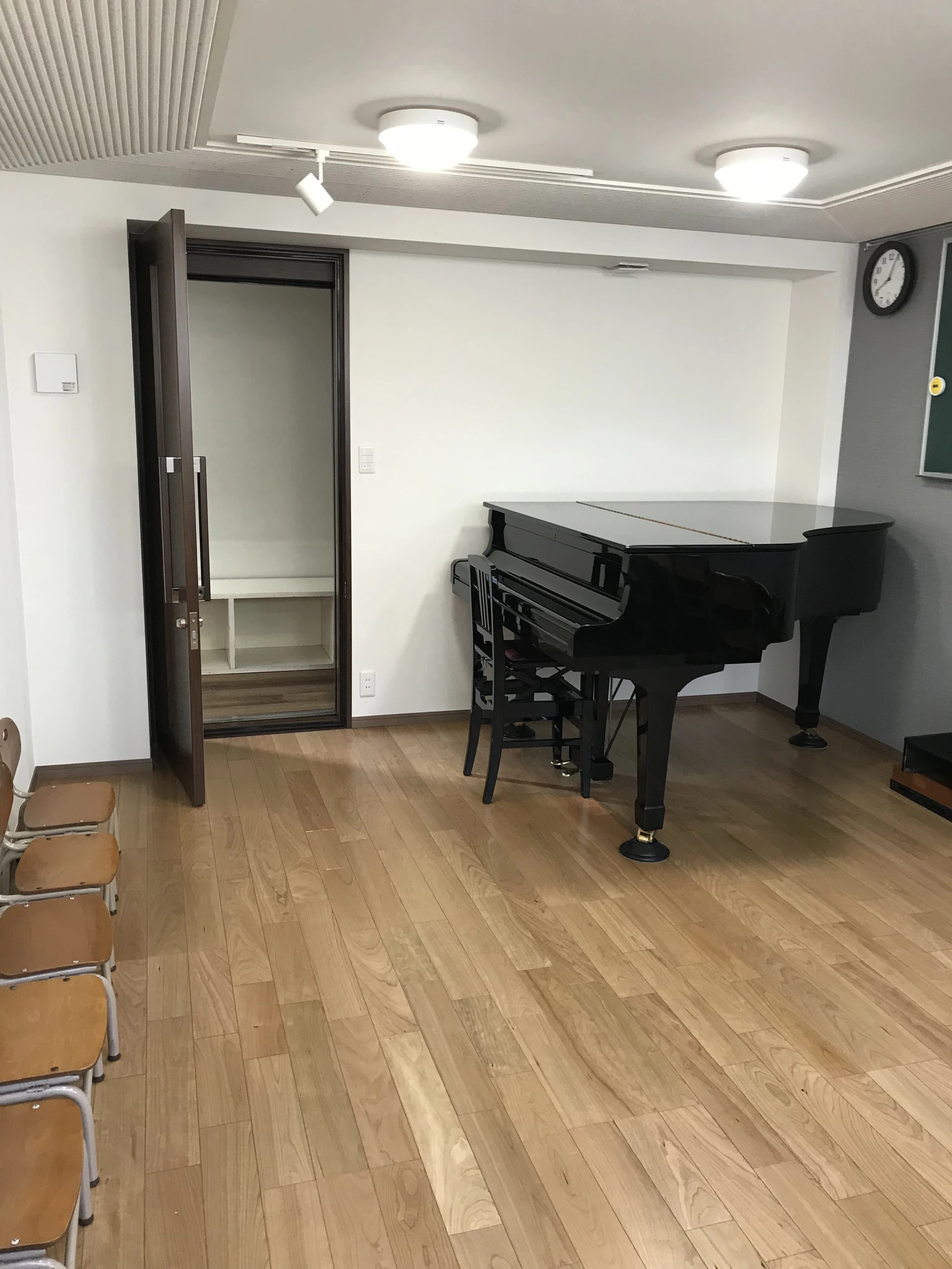 飛鳥音楽学園 ピアノ 西ケ原教室のサムネイル画像 5