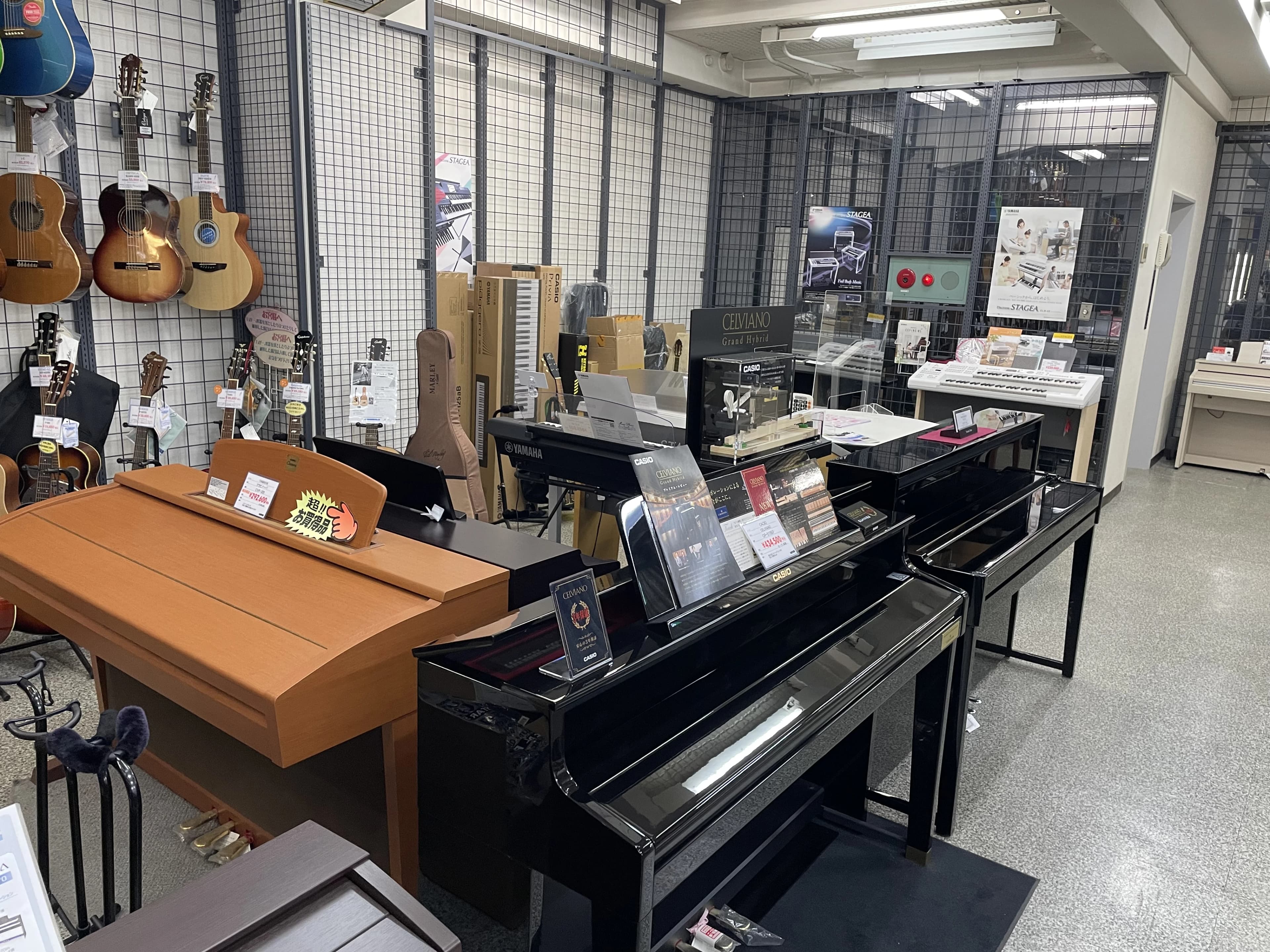 柏屋楽器 ピアノ 浦和ミュージックプラザのサムネイル画像 2