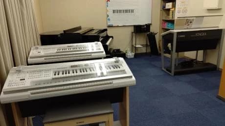 柏屋楽器 ピアノ 西川口ミュージックサロンのサムネイル画像 4
