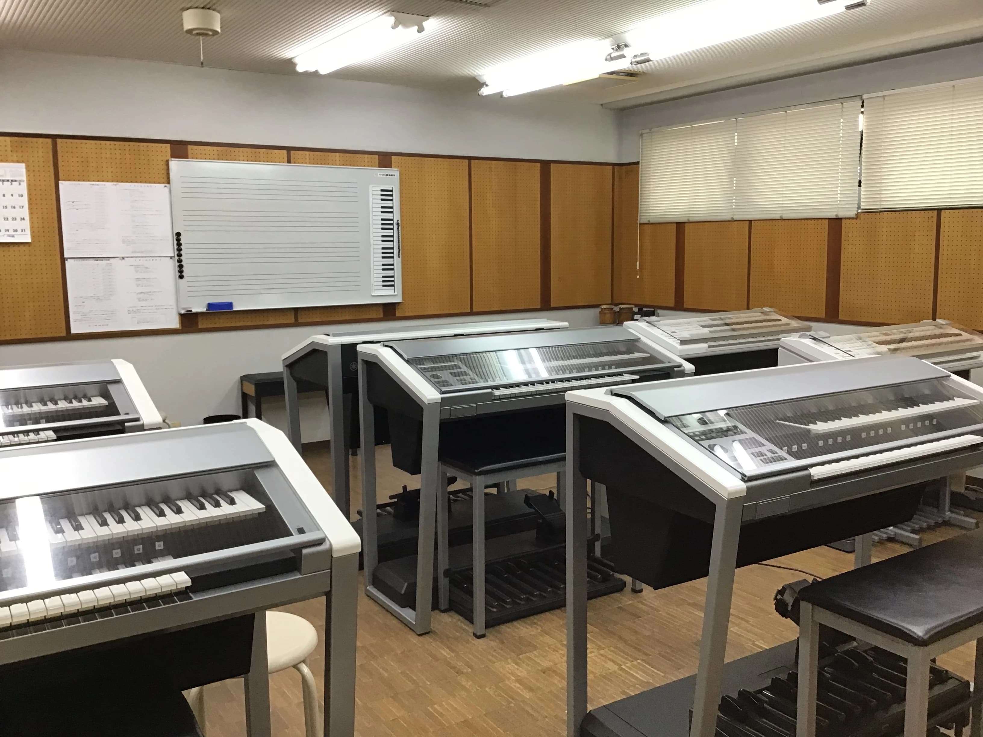 小阪楽器店 ピアノ 瓢箪山センターのサムネイル画像 3