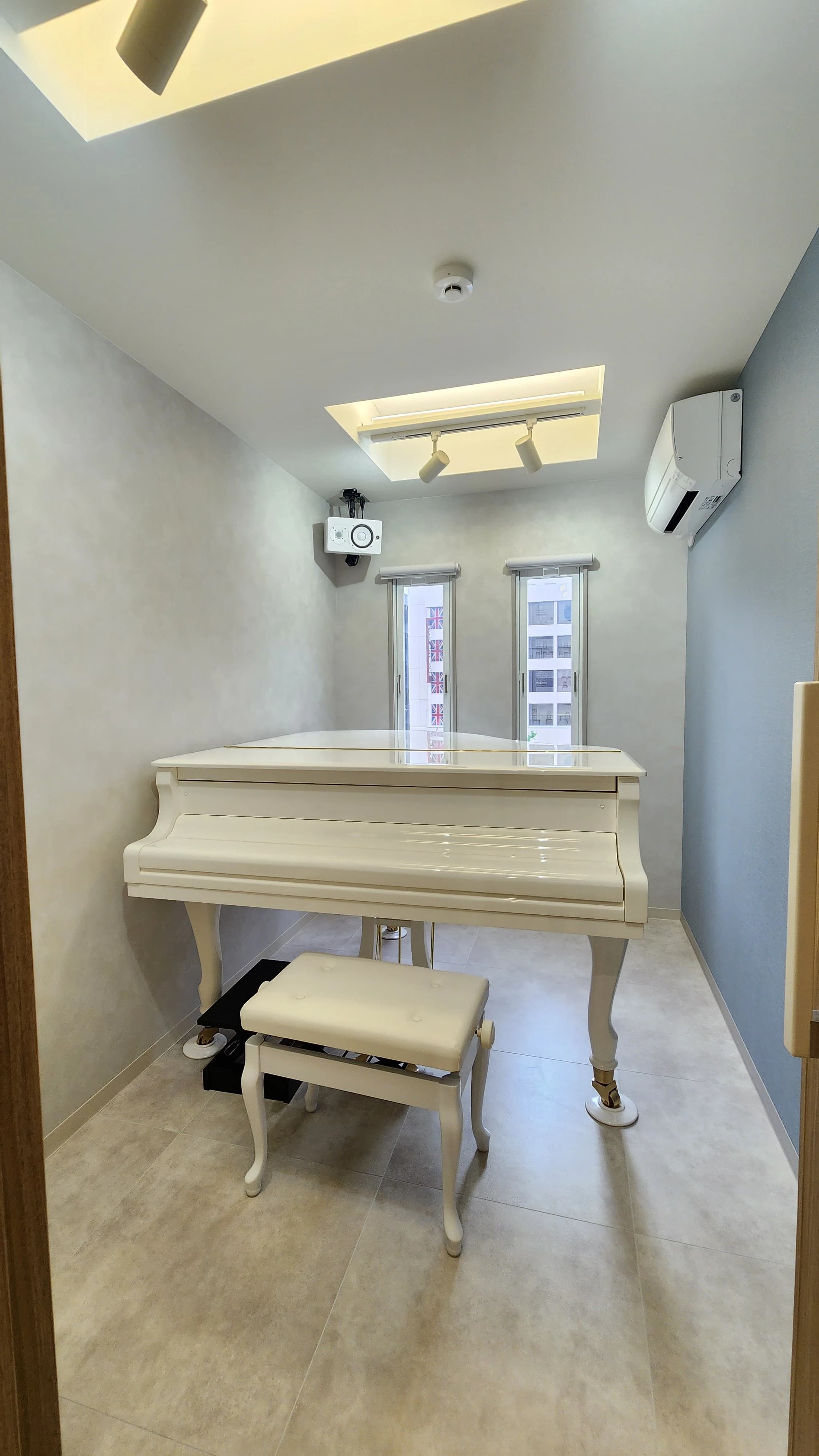 やまうちピアノ・ヴォーカル教室 船場西教室のサムネイル画像 2