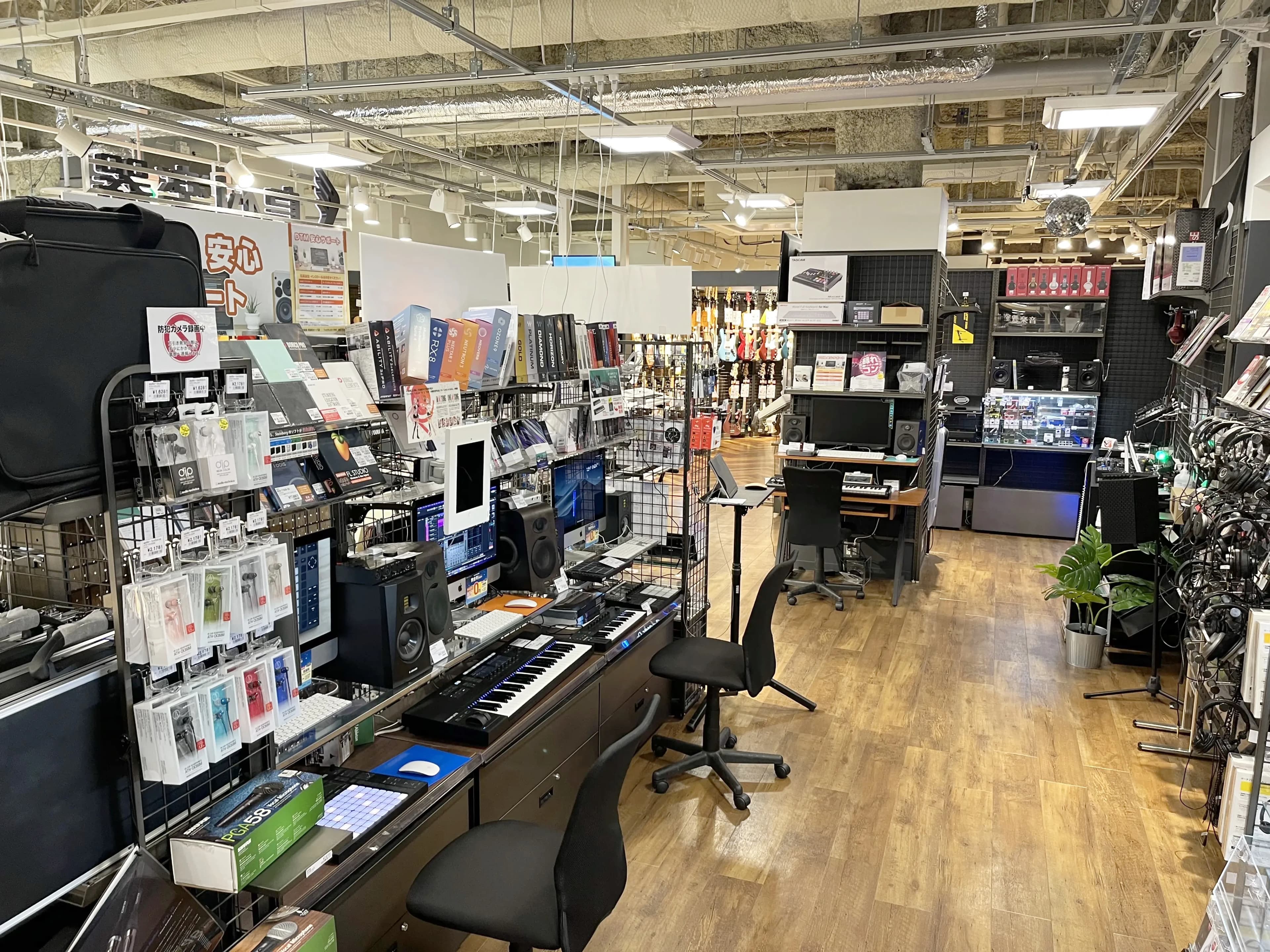 島村楽器 ピアノ 河原町オーパ店のメイン画像