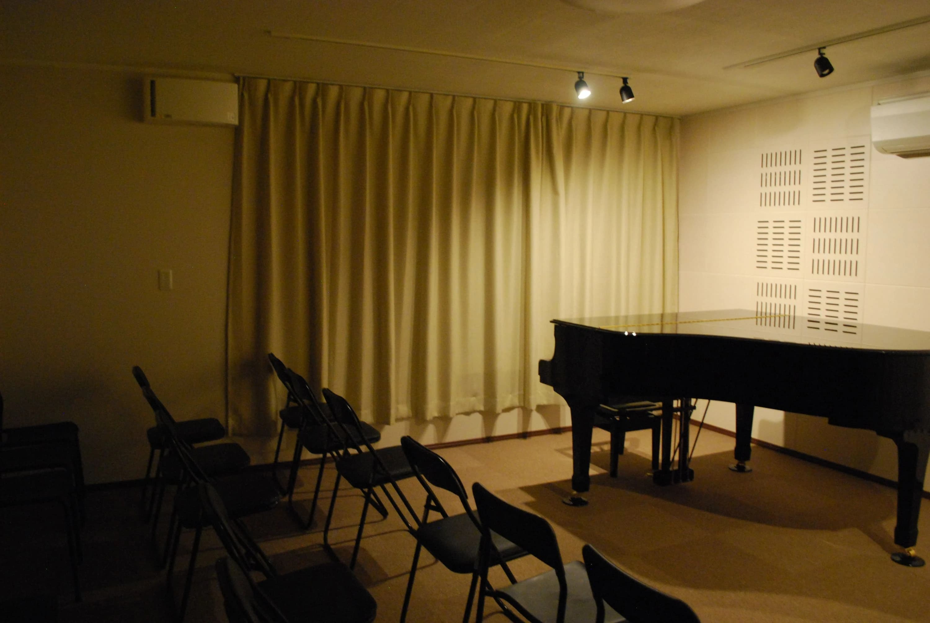 Tiny Studio music school ボーカル・ボイストレーニング 江尻東教室のサムネイル画像 4