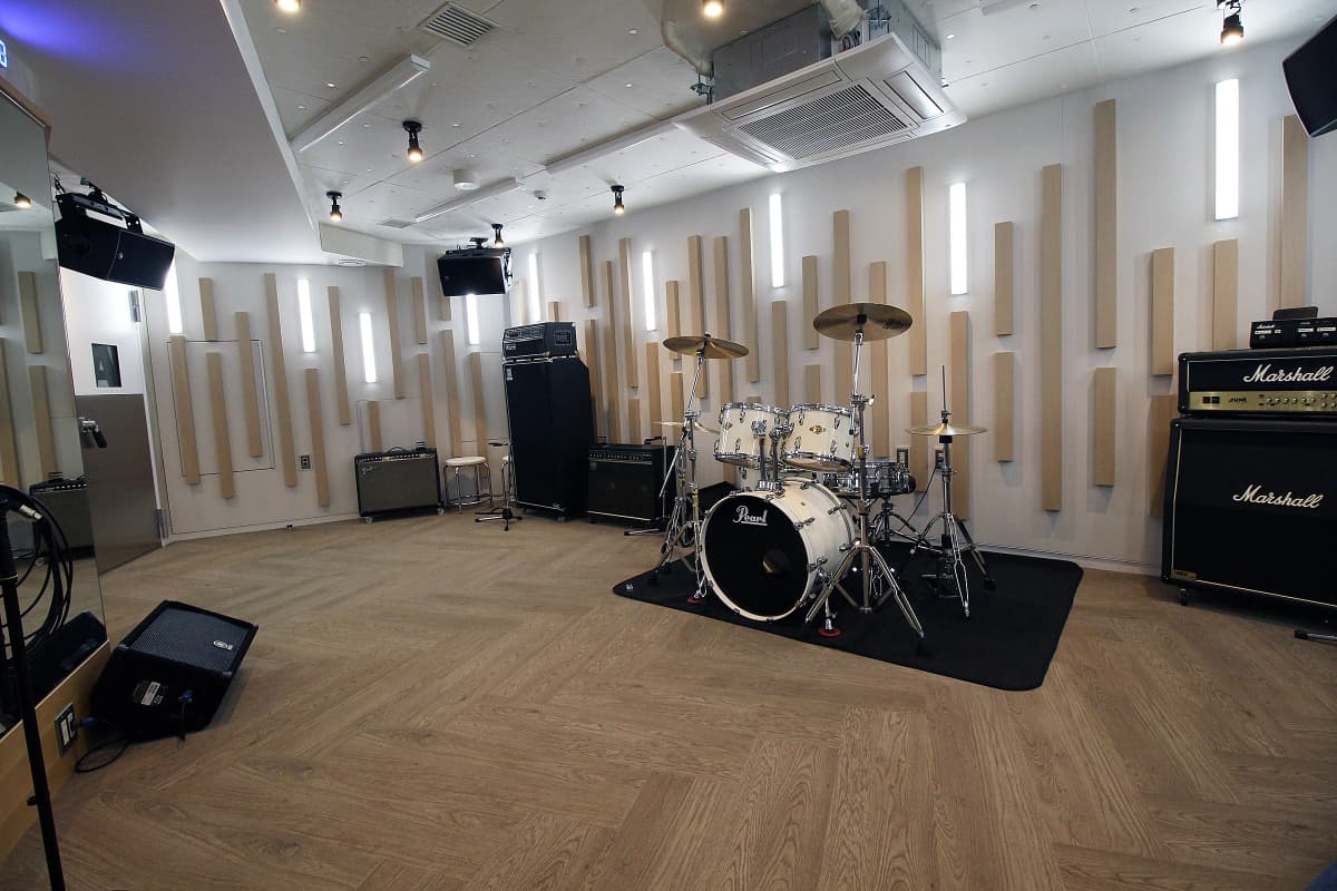 セレクトーン ギター スタジオペンタ渋谷ムーンサイドのサムネイル画像 3