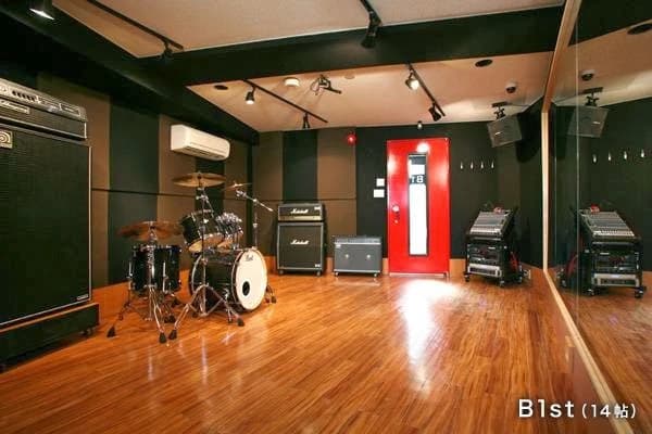 セレクトーン ギター サウンドスタジオノア 野方店のサムネイル画像 3