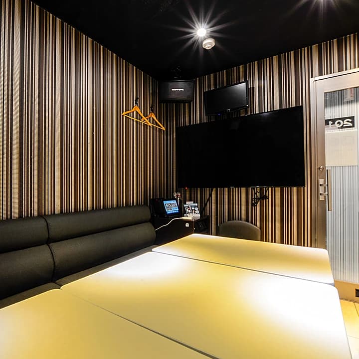 セレクトーン ギター カラオケの鉄人 田町駅三田口店 画像 33