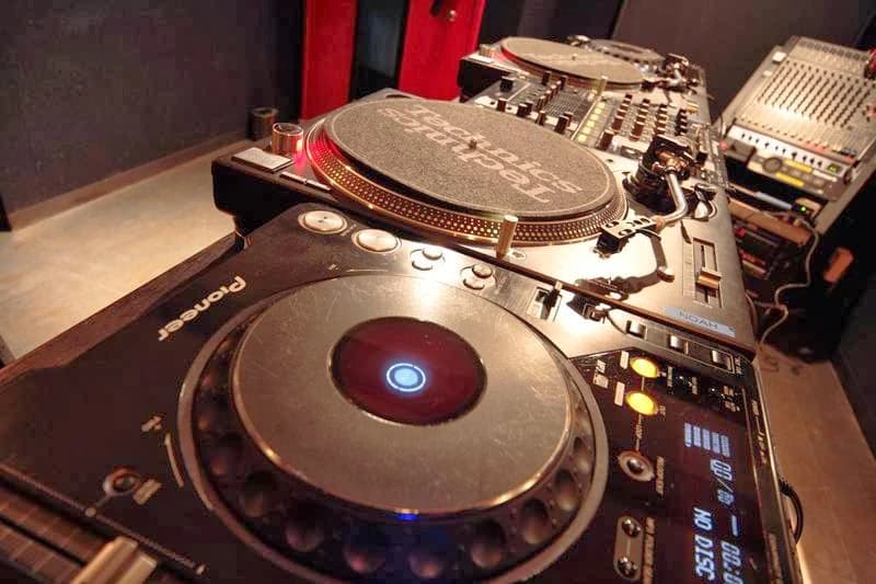 セレクトーン ギター サウンドスタジオノア池尻大橋店のサムネイル画像 2