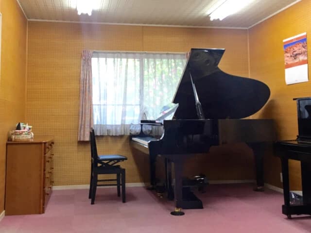 牛久保音楽教室 ギター 本教室のサムネイル画像 3