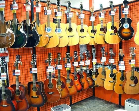 島村楽器 ギター 成田ボンベルタ店 画像 3