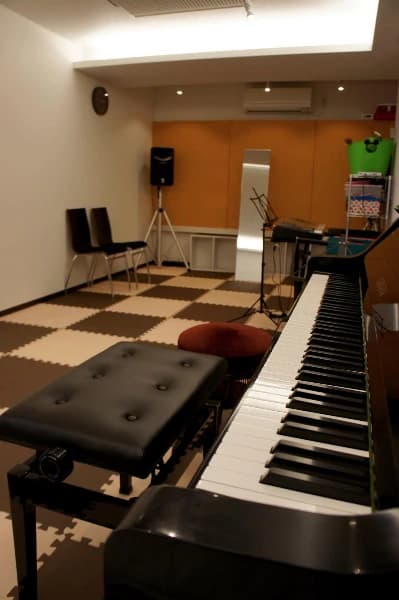 スナフキンズ音楽教室 ギター 本山スタジオ 画像 7