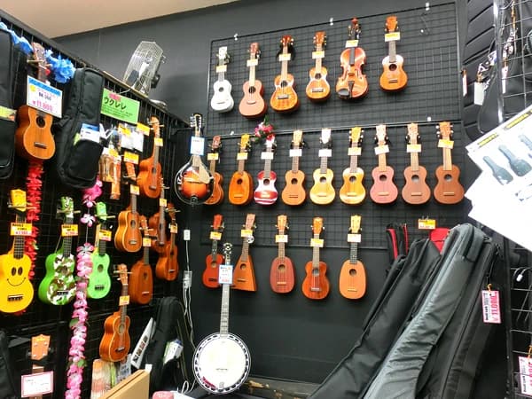 ロッキン ギター 刈谷本店のサムネイル画像 4