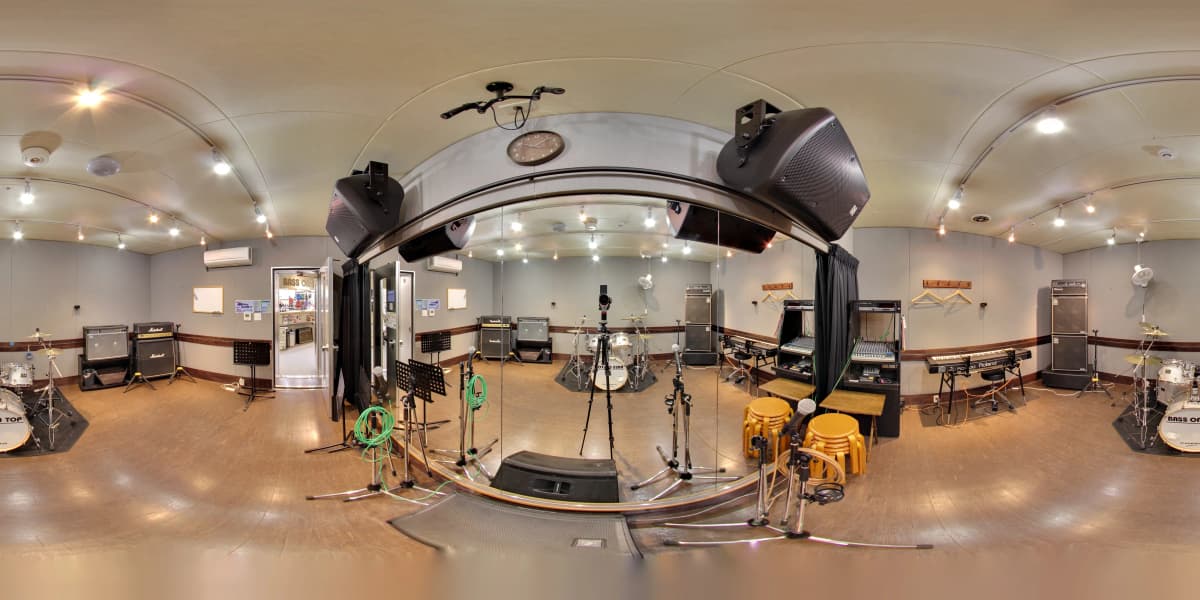 椿音楽教室 ギター BASS ON TOP 大阪梅田店 画像 44